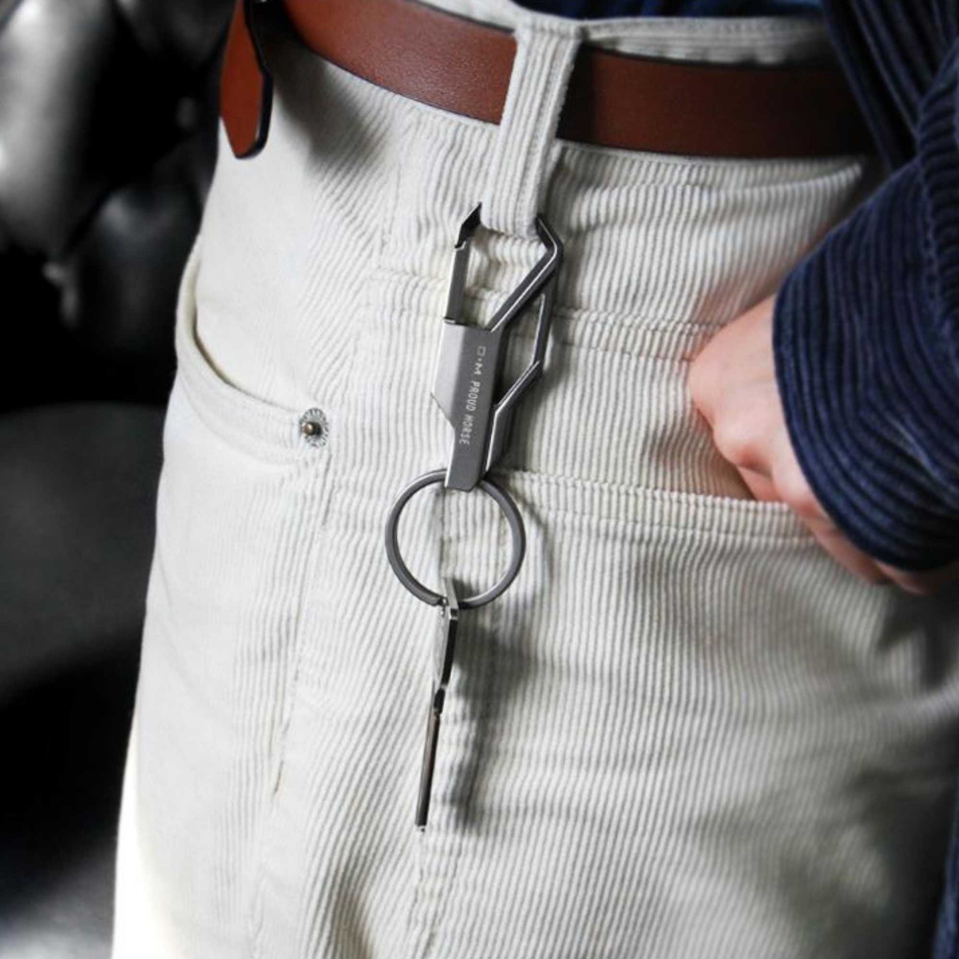 car key ring, proud horse